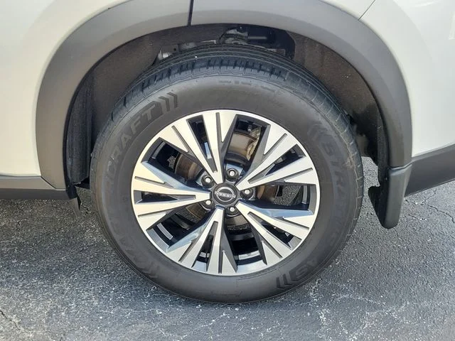 Certified Used 2023 Silver Nissan SV image 7