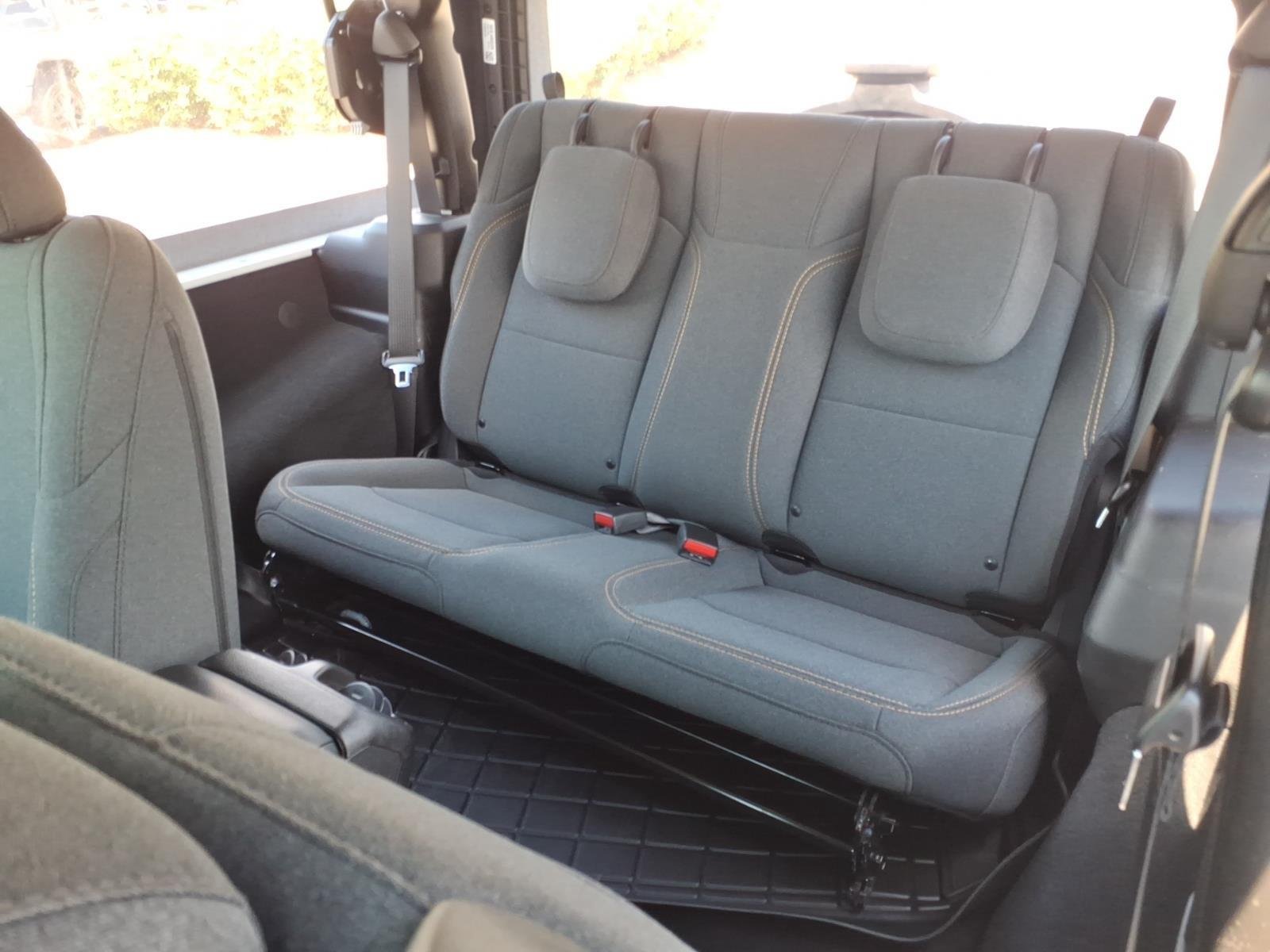 Used 2025 Bright White Clearcoat Jeep Sport image 18