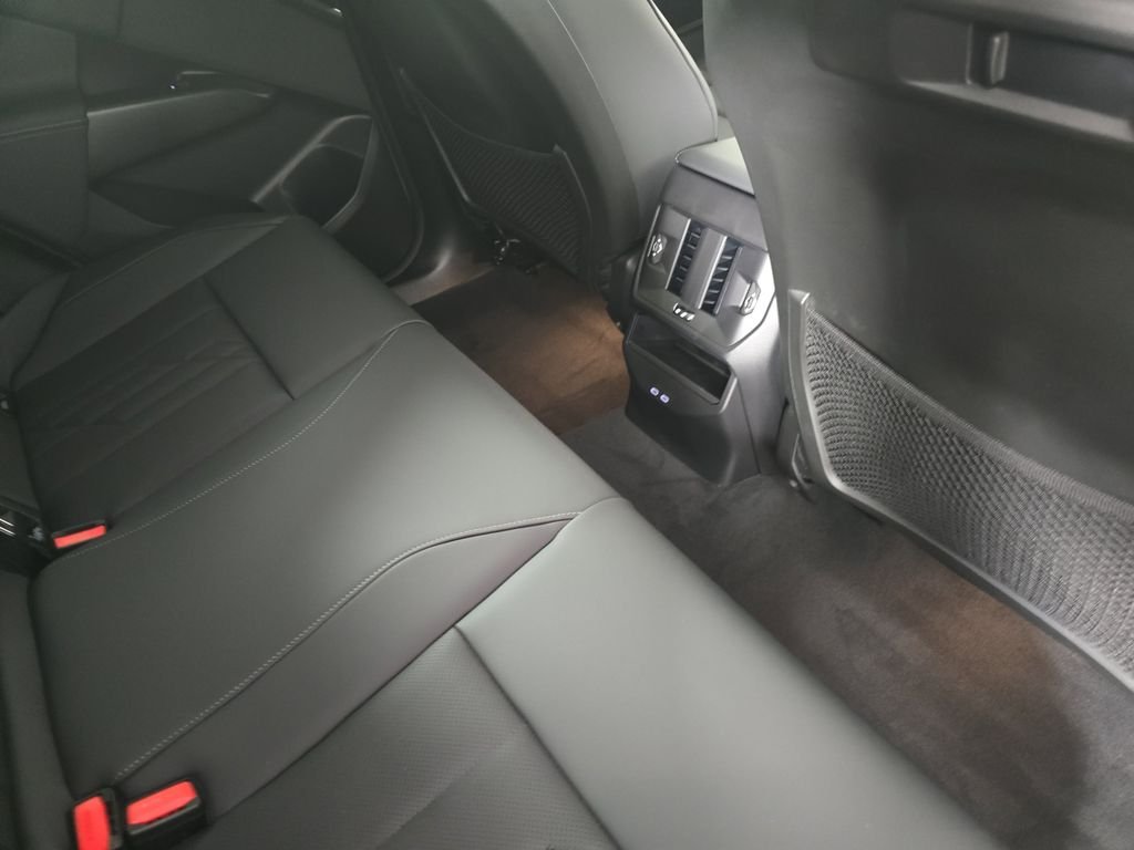 2026 BMW X3 30 - Photo 10
