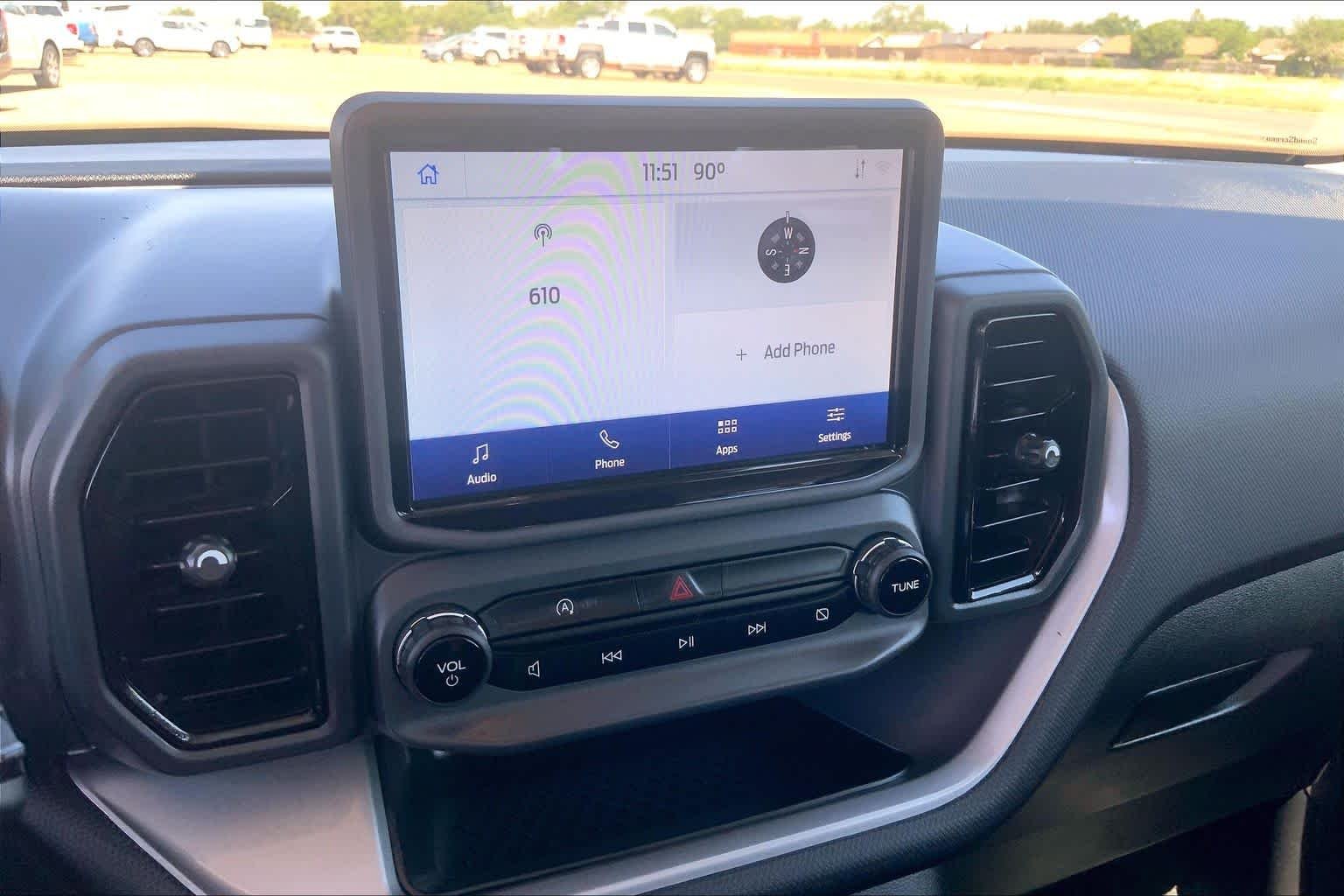 Used 2022 Oxford White Ford Base image 34