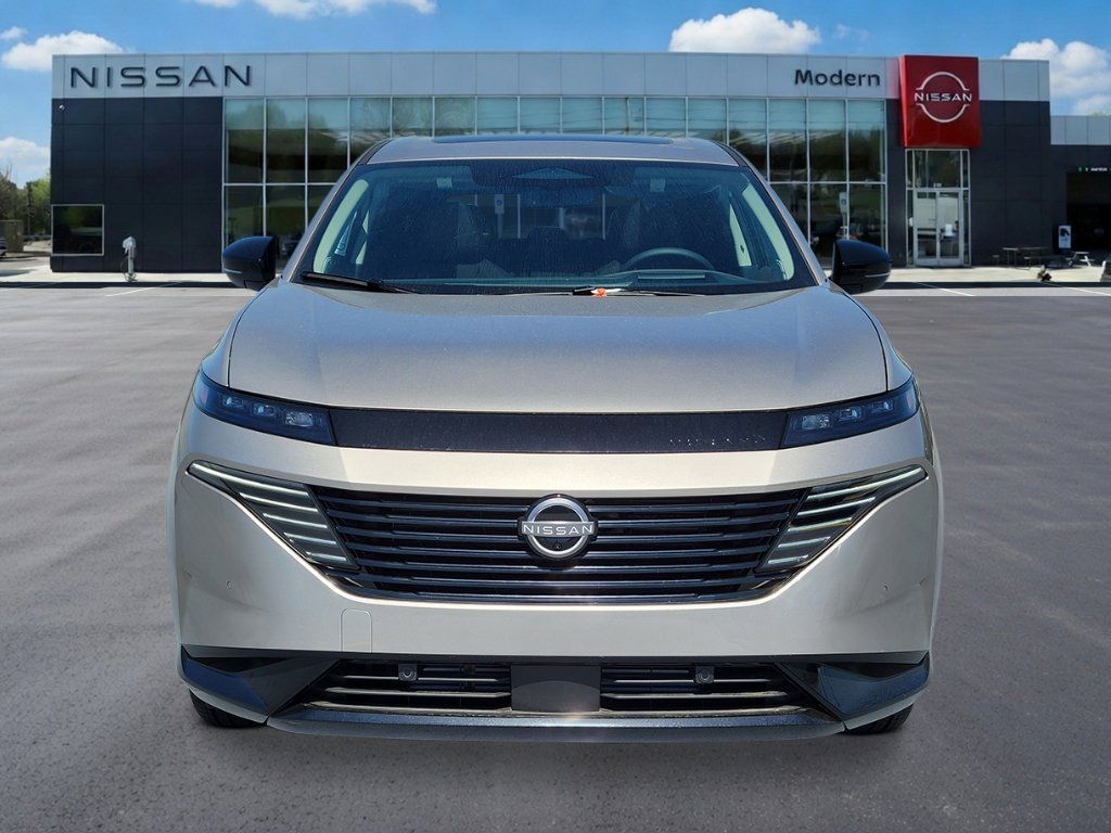 New 2026 Champagne Silver Metallic Nissan Platinum image 8