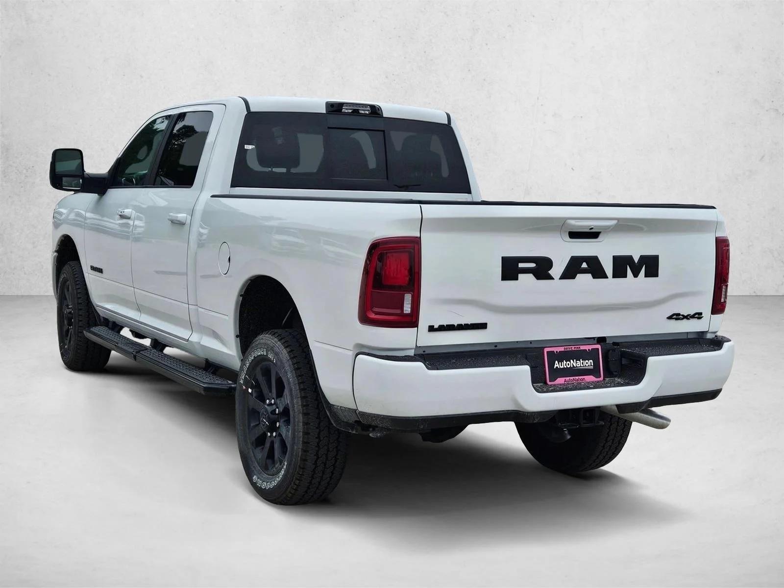 New 2026 Bright White Clear-Coat Exterior Paint RAM Laramie image 7