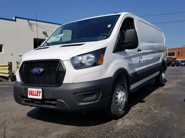 New 2025 White Ford Base image 16