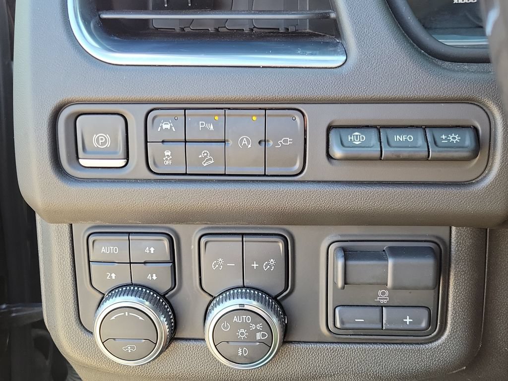 Used 2021 SMOKEY QUARTZ METALLIC GMC AT4 image 25