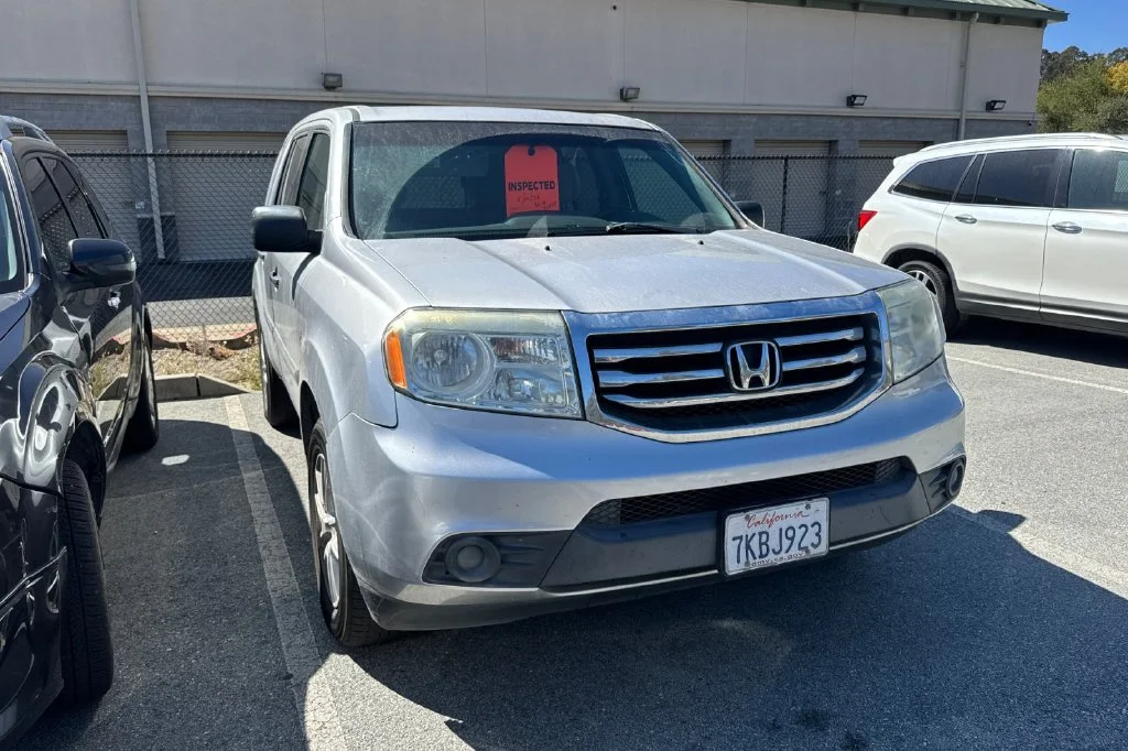 Used 2015 Honda Pilot LX with VIN 5FNYF3H27FB025142 for sale in San Leandro, CA