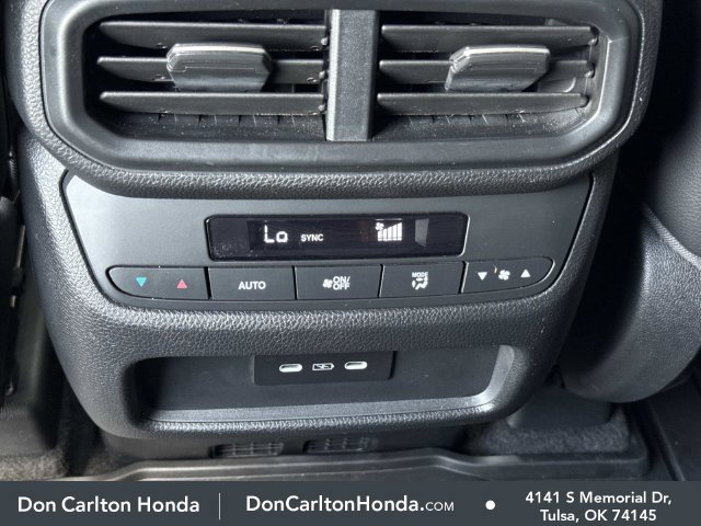 Used 2025 Platinum White Pearl Honda Touring image 17