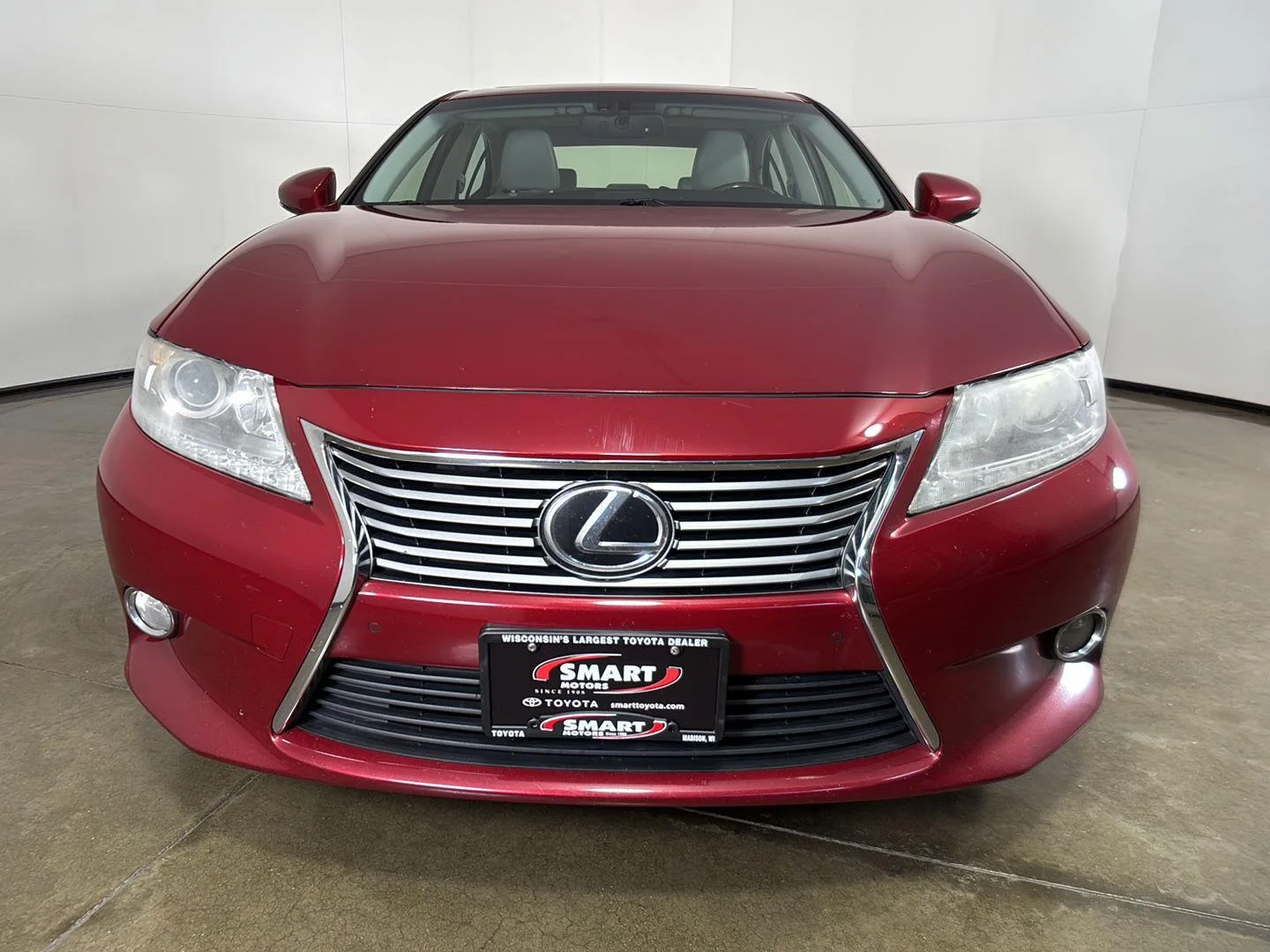 Used 2013 Matador Red Mica Lexus  image 6