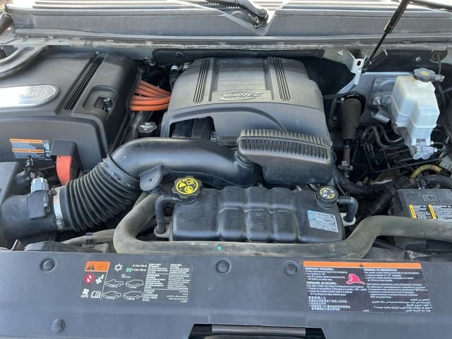 Used 2013 Silver Chevrolet Hybrid image 17