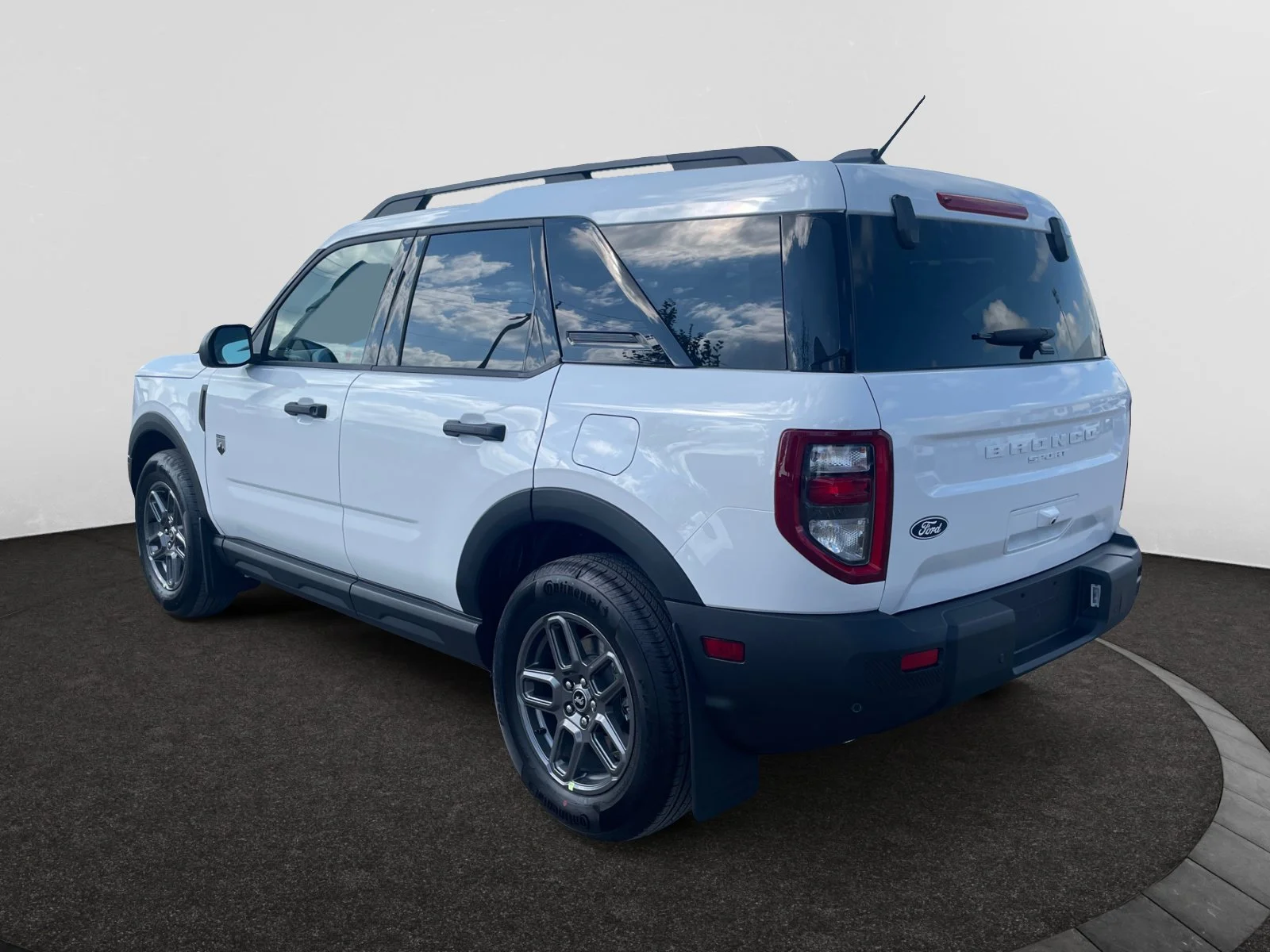 New 2026 Oxford White Ford Big Bend image 3