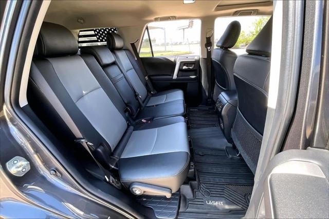 Certified Used 2022 MAGNETIC GRAY MET. Toyota  image 18