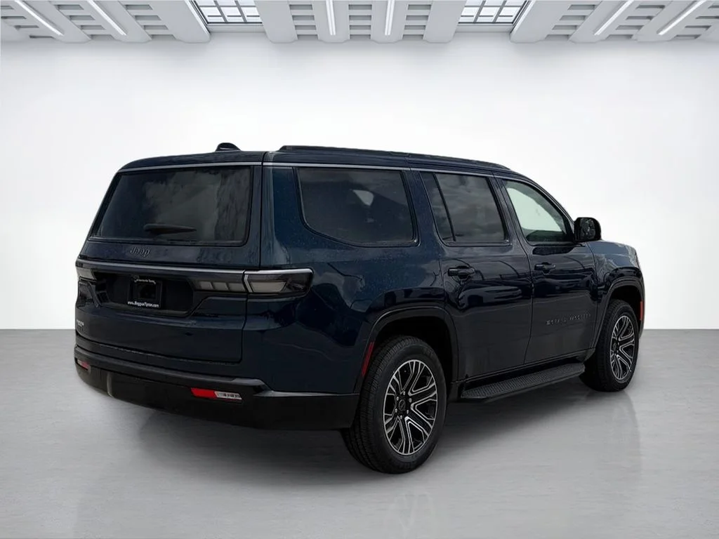 New 2026 Fathom Blue Pearlcoat Jeep  image 5