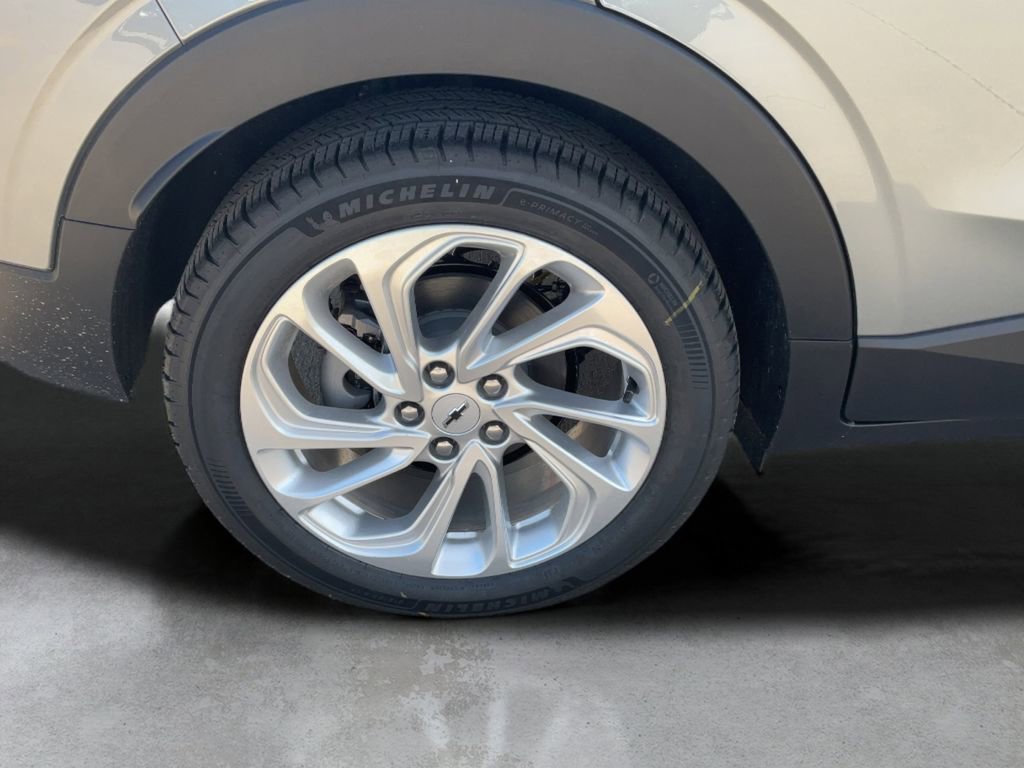 2027 Chevrolet Bolt LT - Photo 45