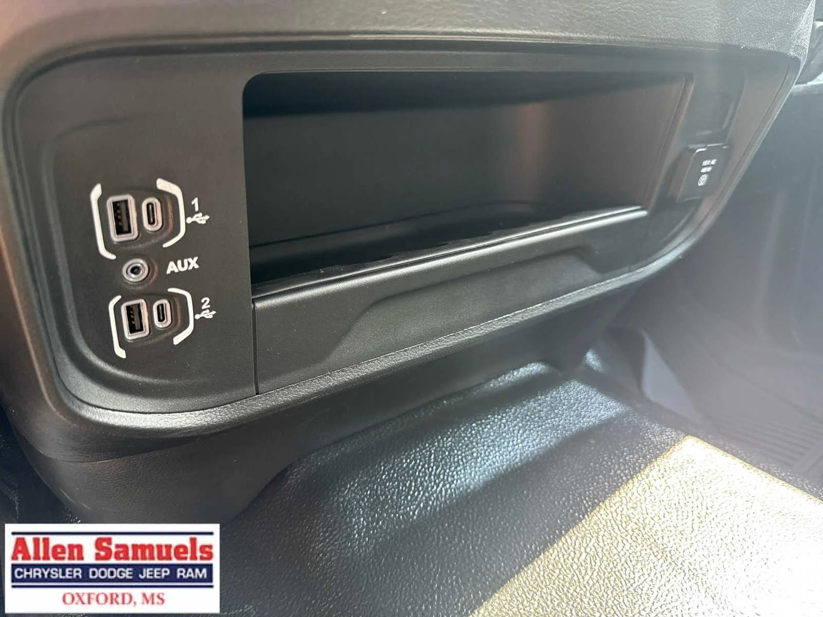 2026 RAM 3500 Tradesman - Photo 31