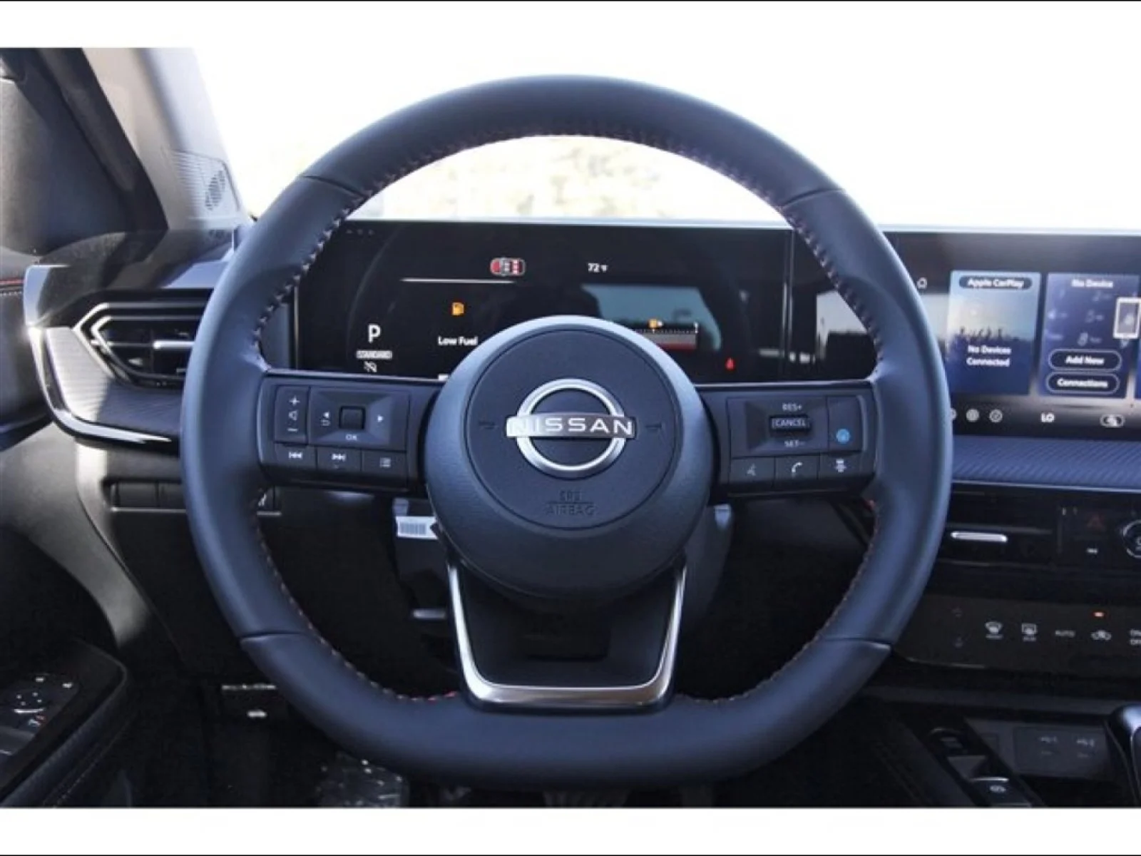 2026 Nissan Kicks SR - 8