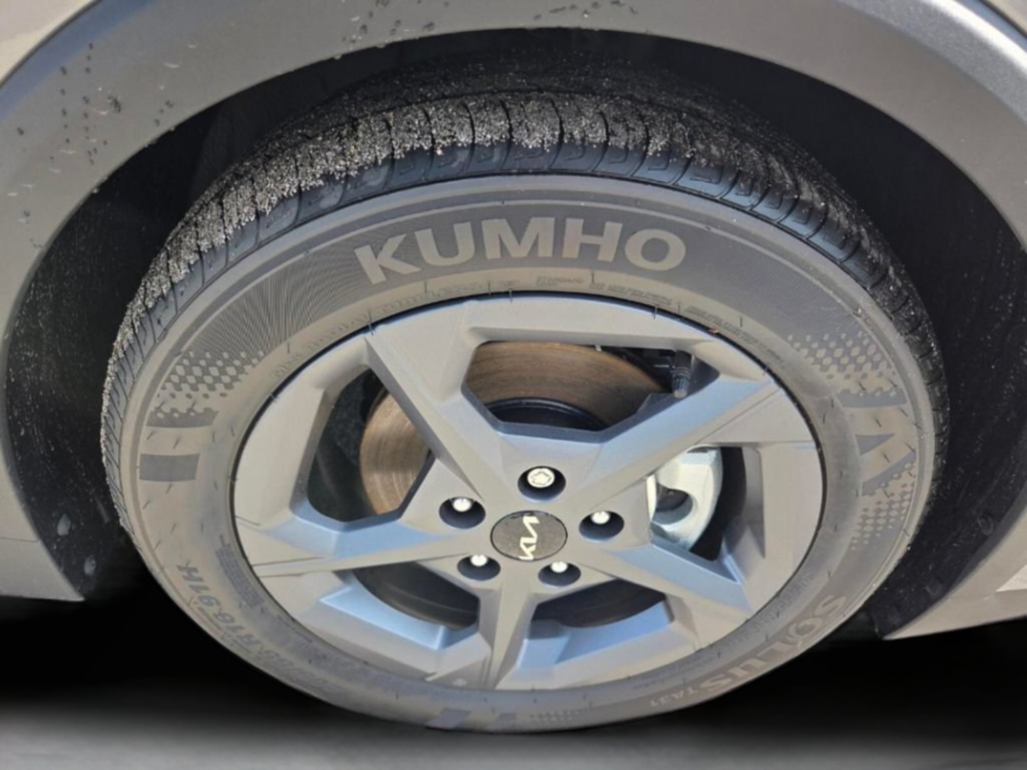 New 2026 Steel Gray Kia LXS image 29