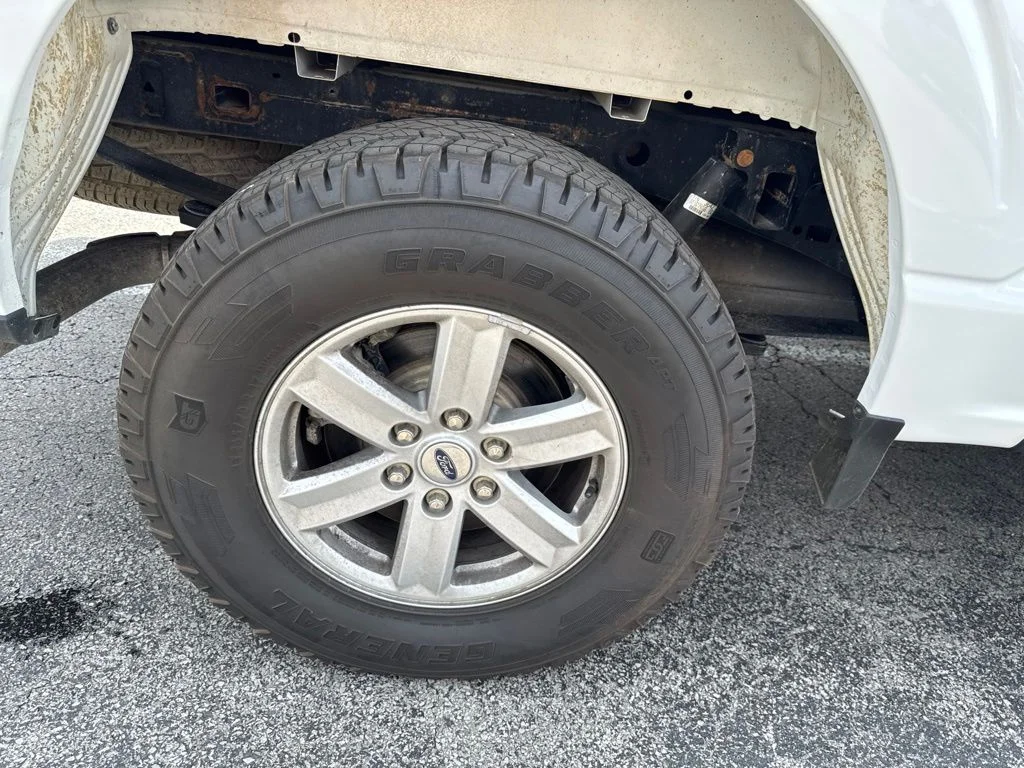 Used 2021 Oxford White Ford XLT image 42