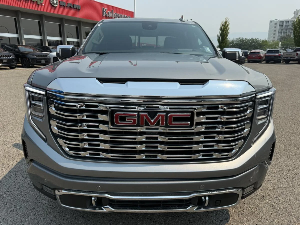 Used 2025 Silver GMC Denali image 2