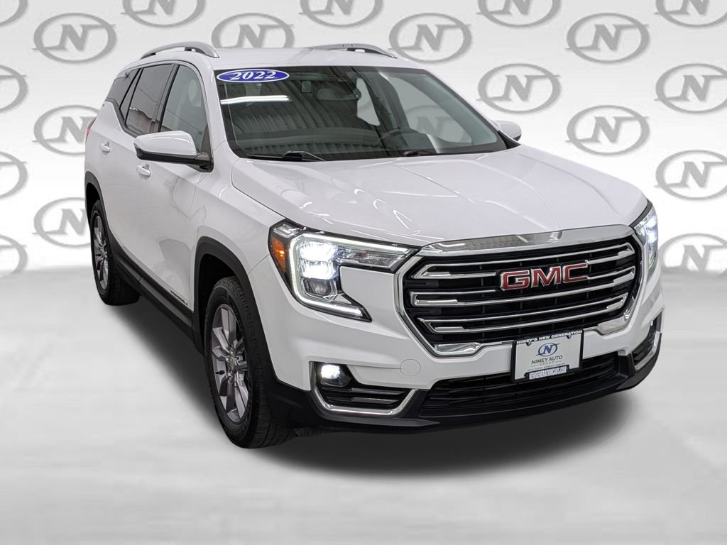 Used 2022 White GMC SLT image 30