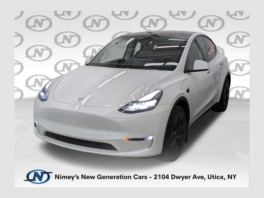 2025 Tesla Model Y Long Range Dual Motor All-Wheel Drive's photo