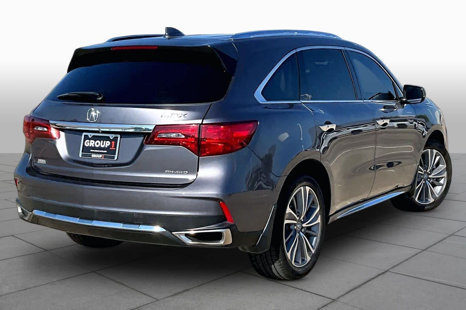 Used 2017 Modern Steel Metallic Acura w/Technology Pkg image 13