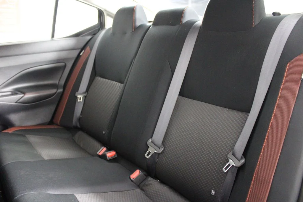 2025 Nissan Versa Sedan SR - Photo 19