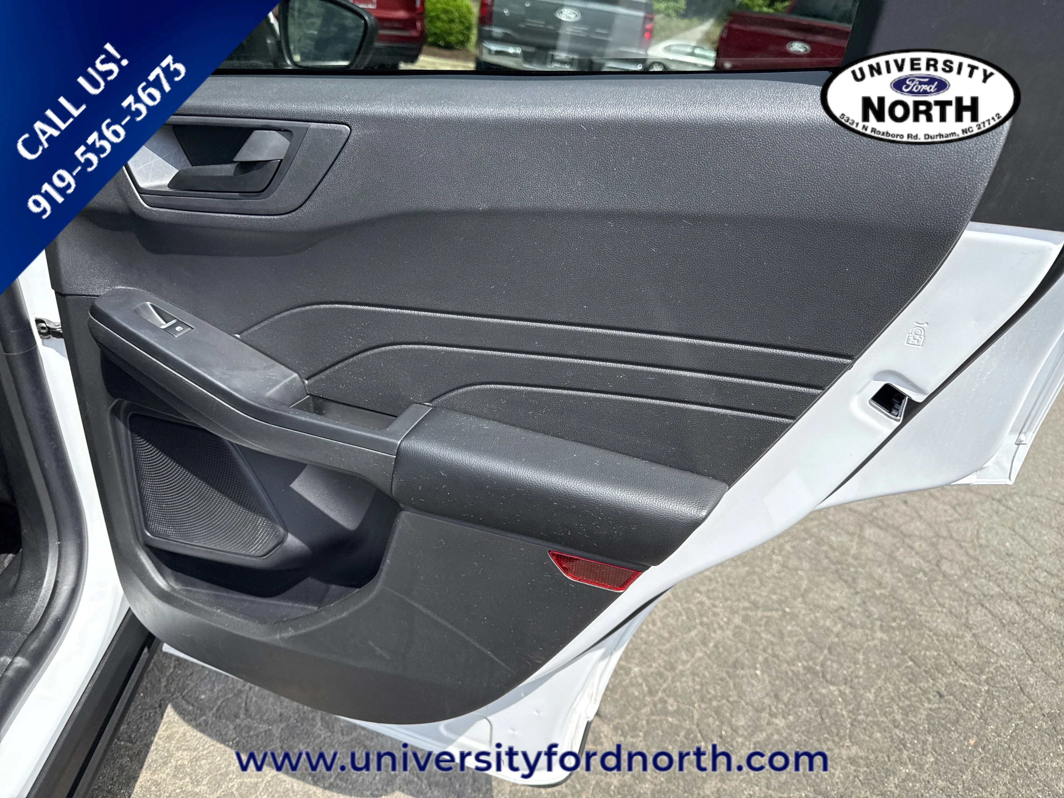 Used 2025 Oxford White Ford Active image 33
