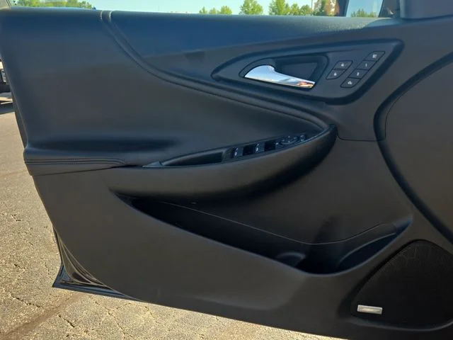 Used 2023 Black Chevrolet LT image 27