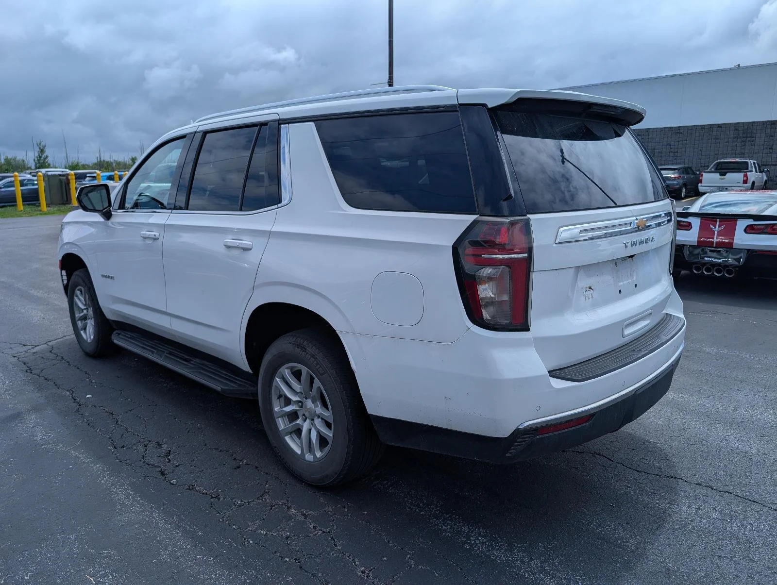 Used 2023 SUMMIT WHITE Chevrolet LS image 5