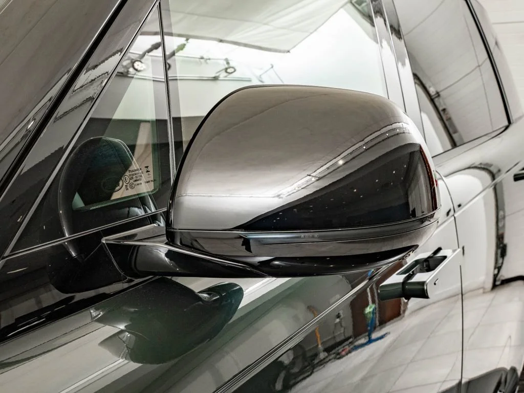 New 2026 Belgravia Green Land Rover SE image 16