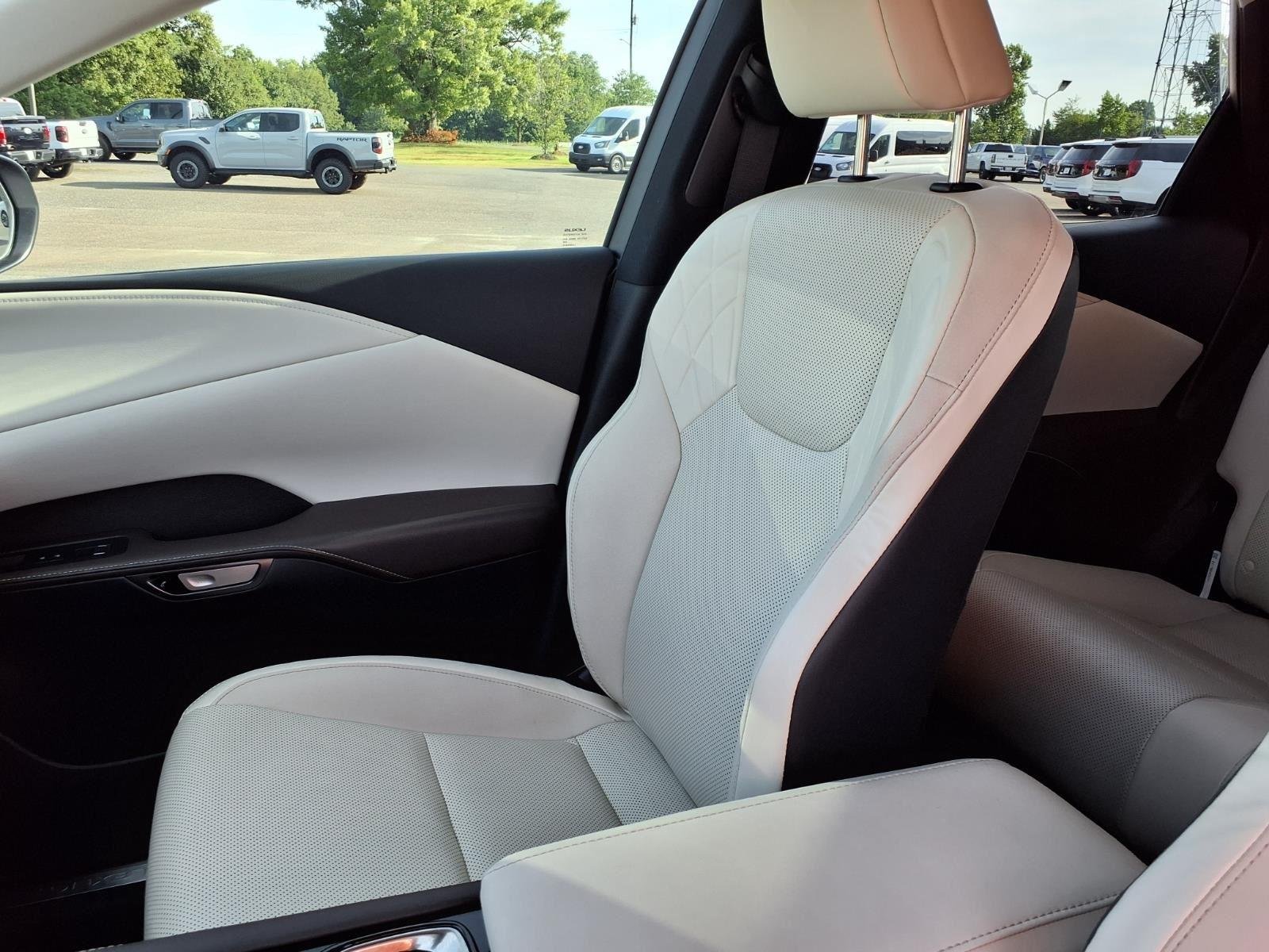 Used 2023 Eminent White Pearl Lexus RX 350 Luxury image 20