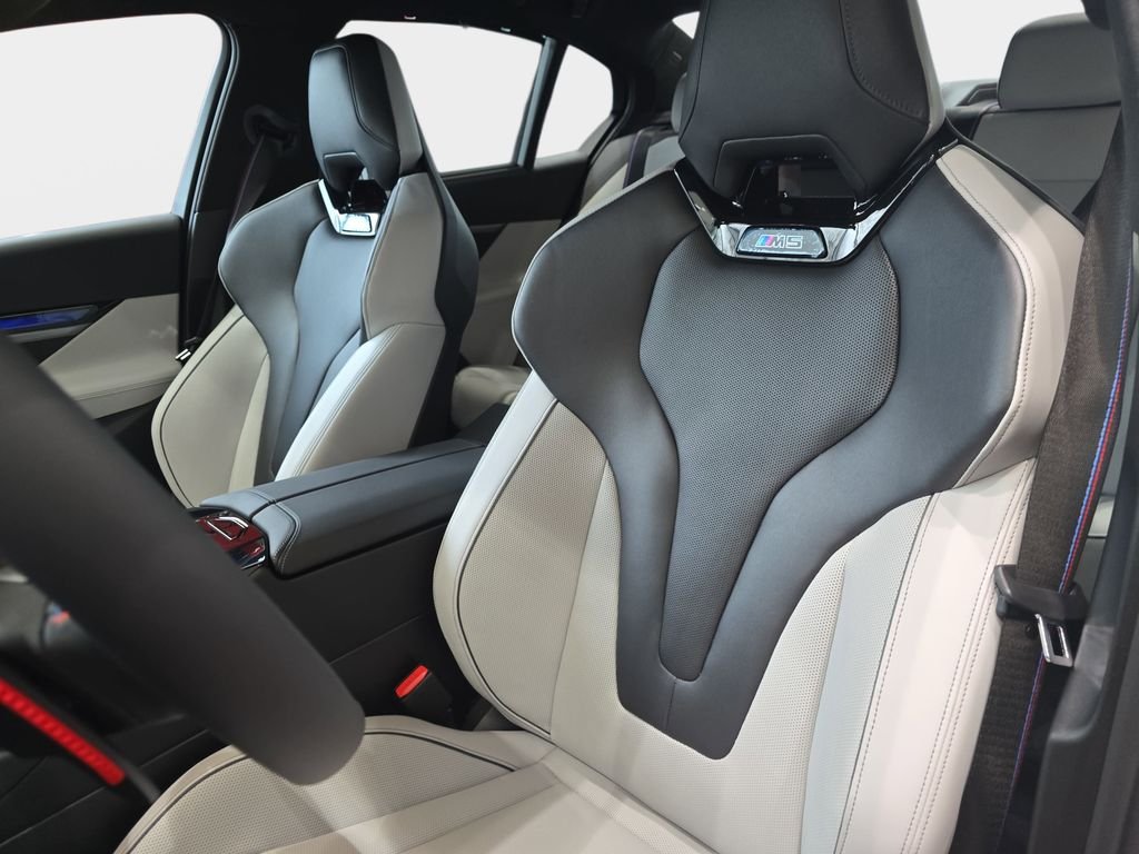 2026 BMW M5 M5 - Photo 13