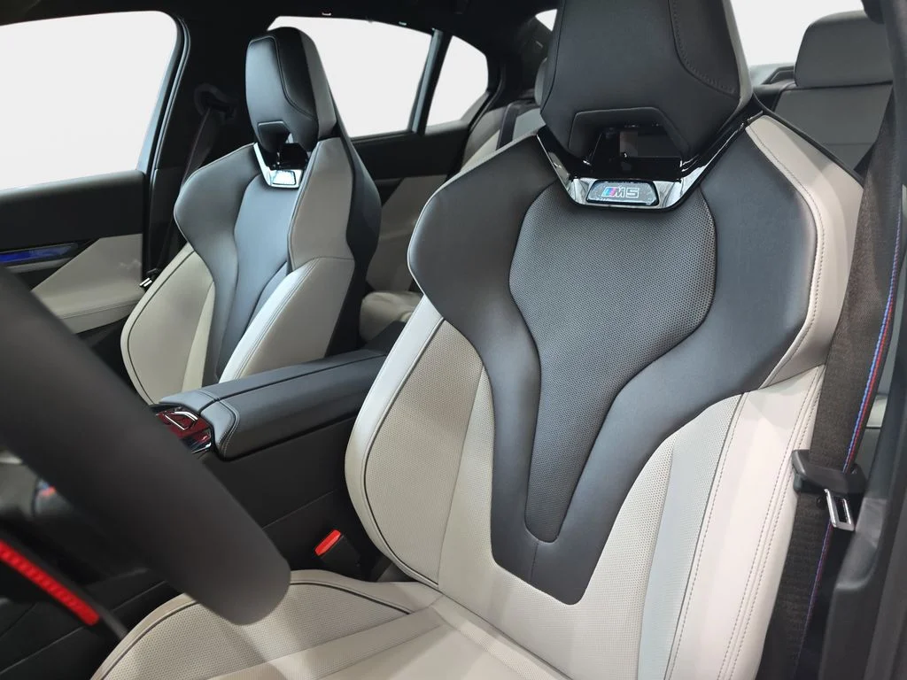 2026 BMW M5 M5 - Photo 13
