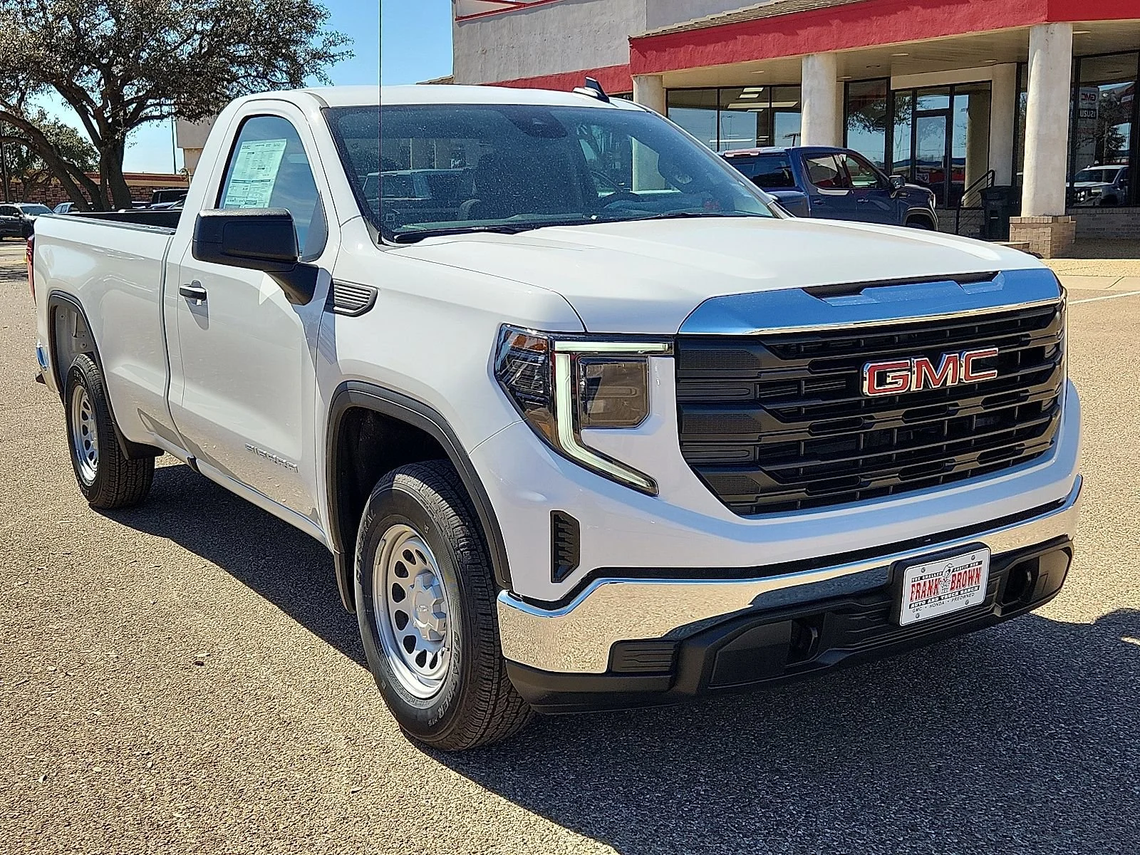 New 2026 Summit White GMC Pro image 4