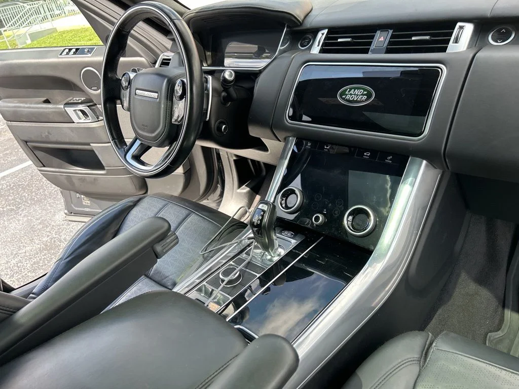 Used 2019 Gray Land Rover Autobiography image 14