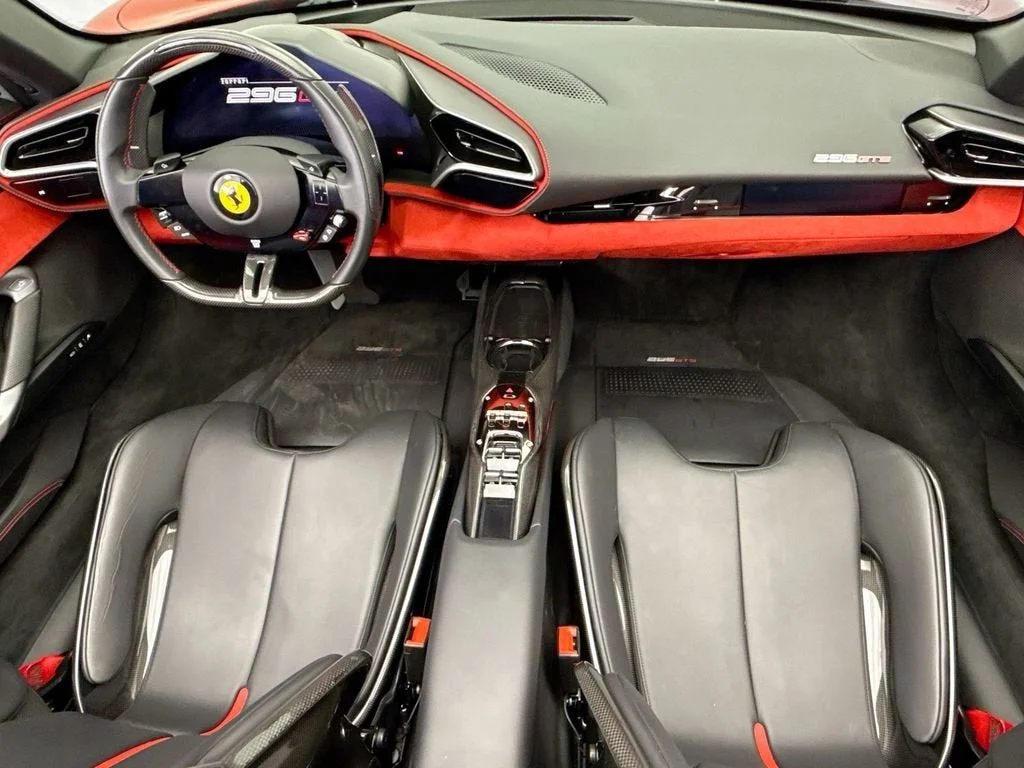 Used 2023 Rosso Corsa Metallizzato Ferrari  image 21