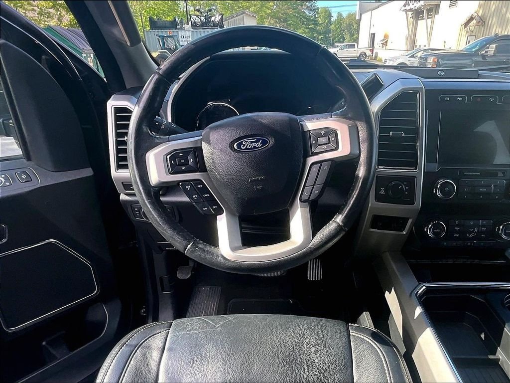 Used 2019 Black Metallic Ford Lariat image 17