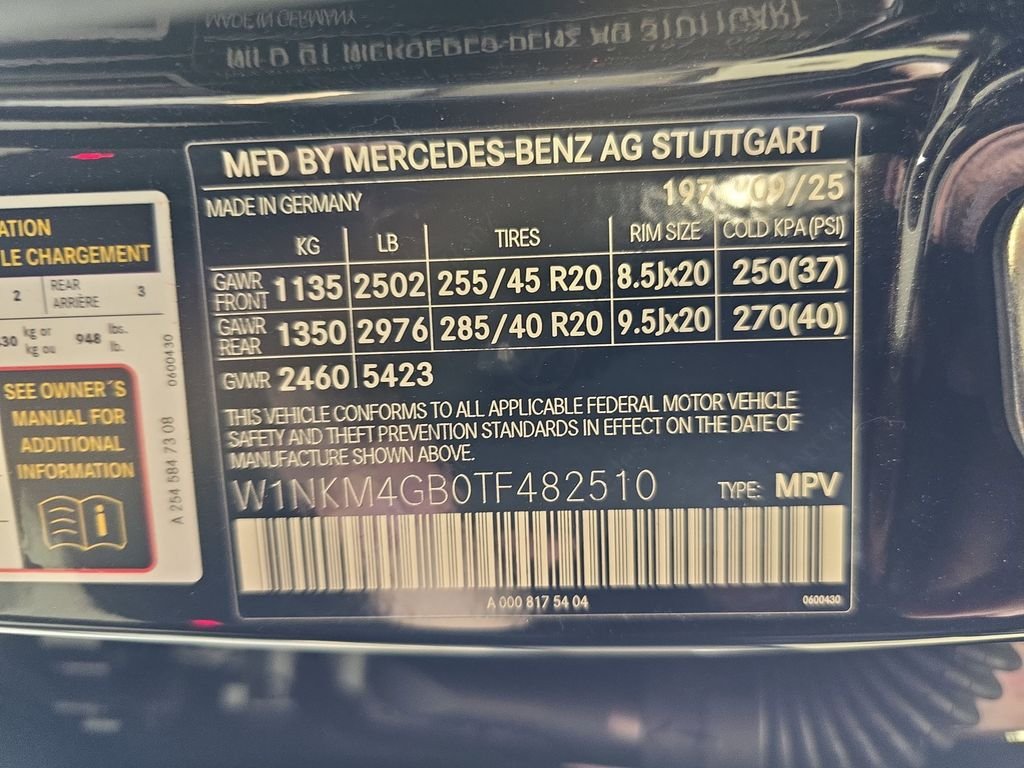 Certified Used 2026 Black Mercedes-Benz GLC 300 image 40