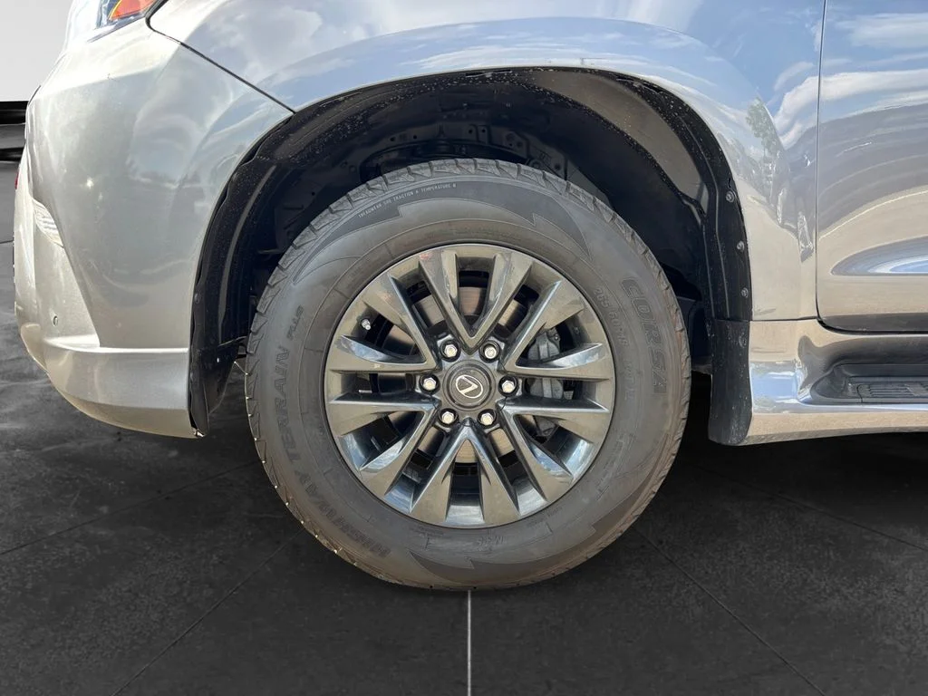 Used 2021 Gray Lexus 460 image 9