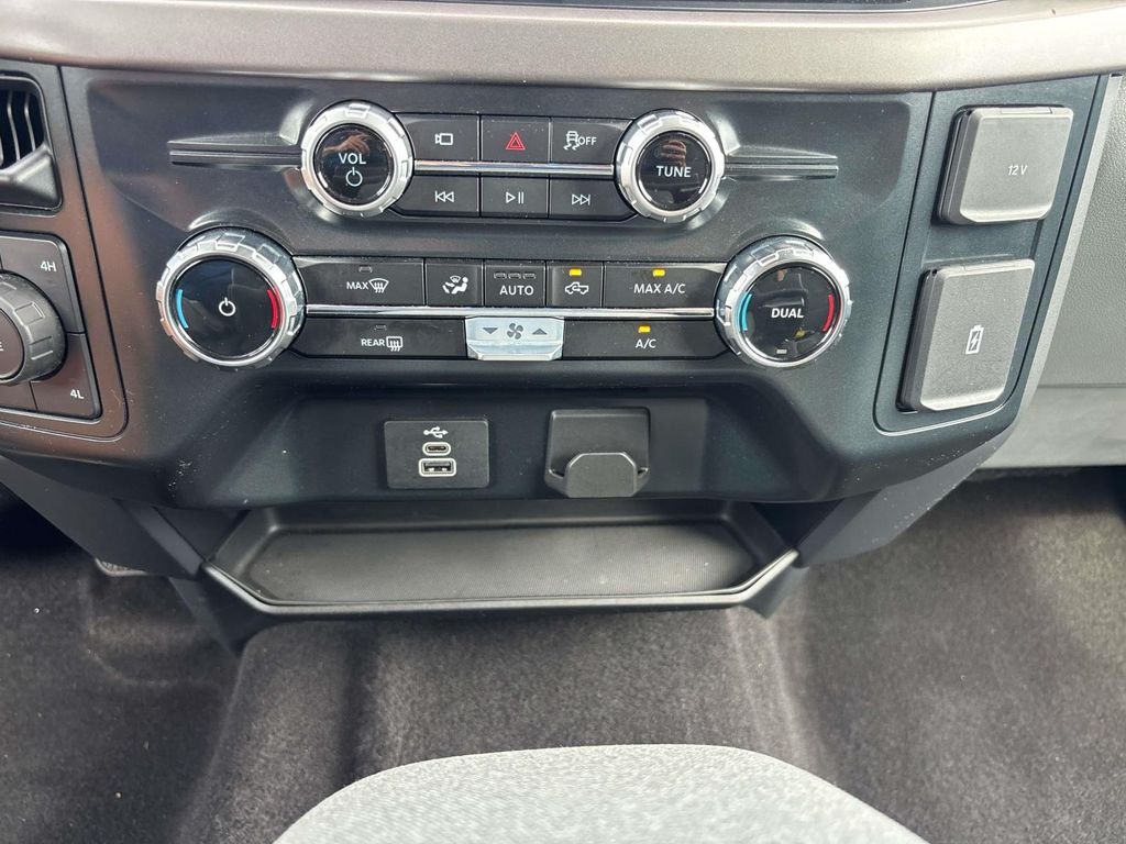 Used 2025 White Ford XLT image 28