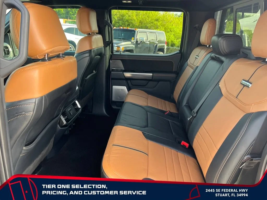 Used 2022  Ford XL image 27