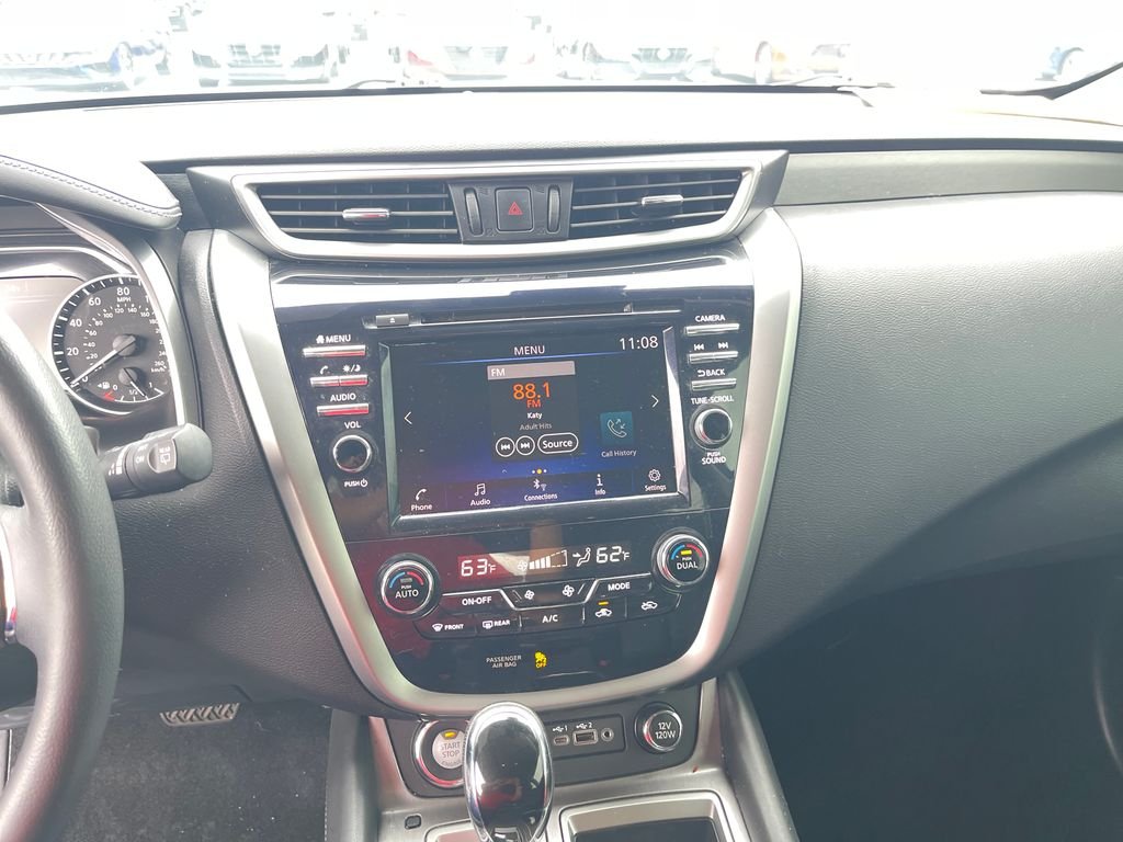 Used 2023 White Nissan SV image 20