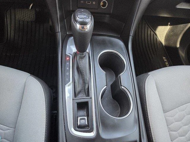 Used 2019 Ivy Metallic Chevrolet LS image 18