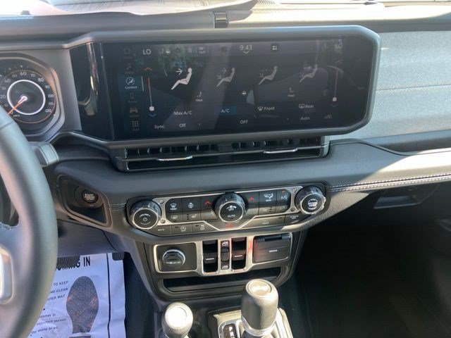 Certified Used 2025 Bright White Clearcoat Jeep Sahara image 17