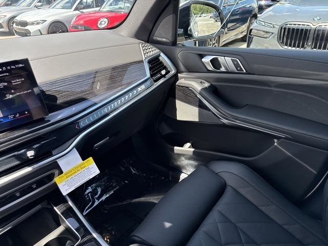 New 2026 Mineral White Metallic BMW sDrive40i image 21