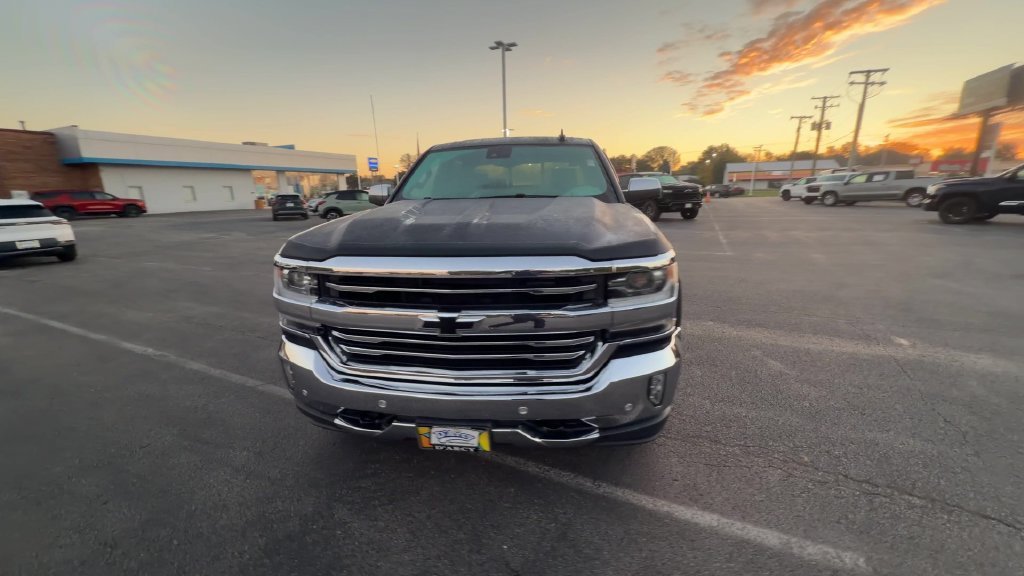 2018 Chevrolet Silverado 1500 High Country - Photo 3