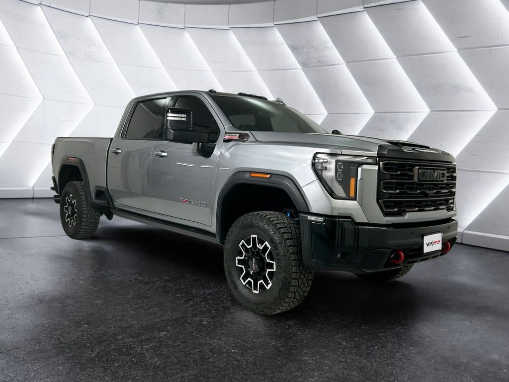 2025 GMC Sierra 4WD Crew Cab Standard Box AT4X's photo