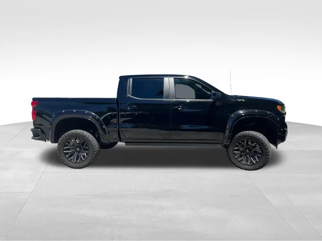Used 2025 Black Chevrolet RST image 7