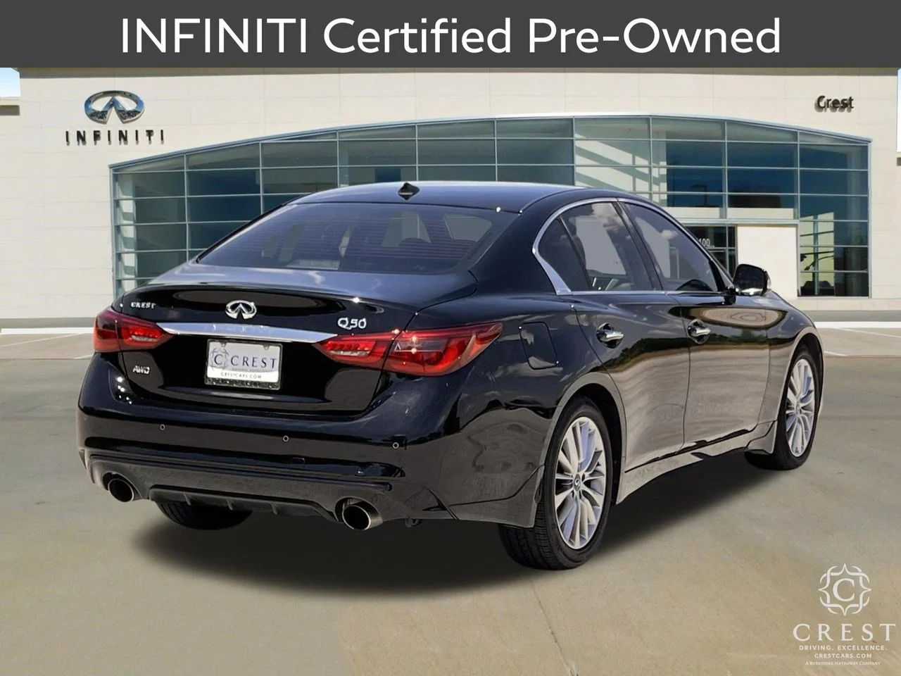 Certified Used 2023 Black Obsidian INFINITI LUXE image 4