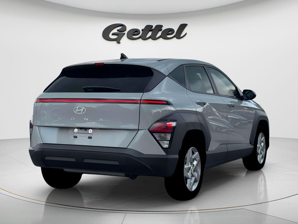 New 2026 Gray Hyundai SE FWD image 9
