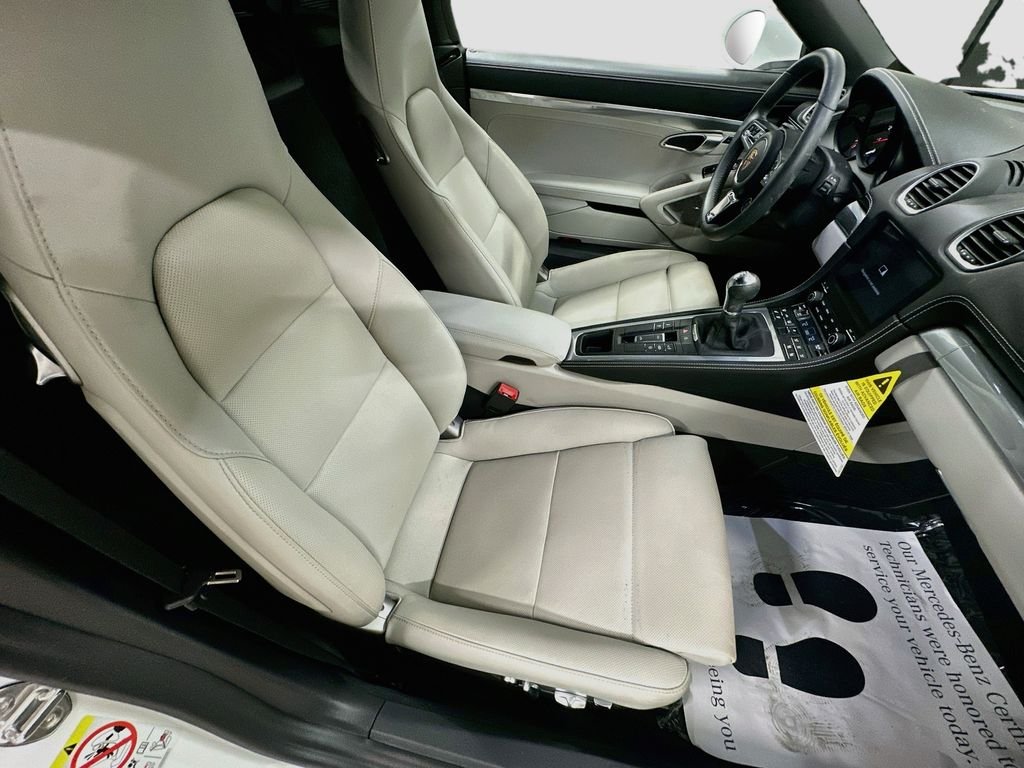 Used 2025 White Porsche GTS image 24